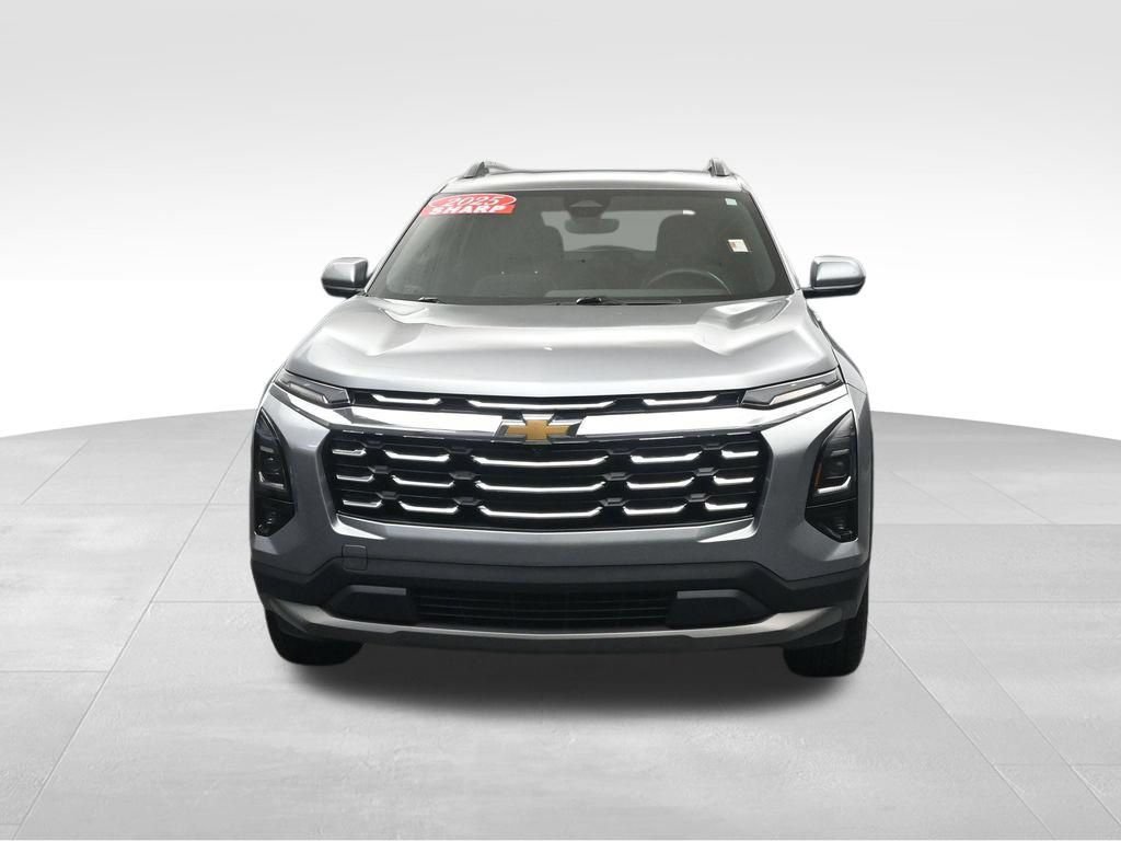 Used 2025 Chevrolet Equinox LT w/ Convenience Package II FWD image 8