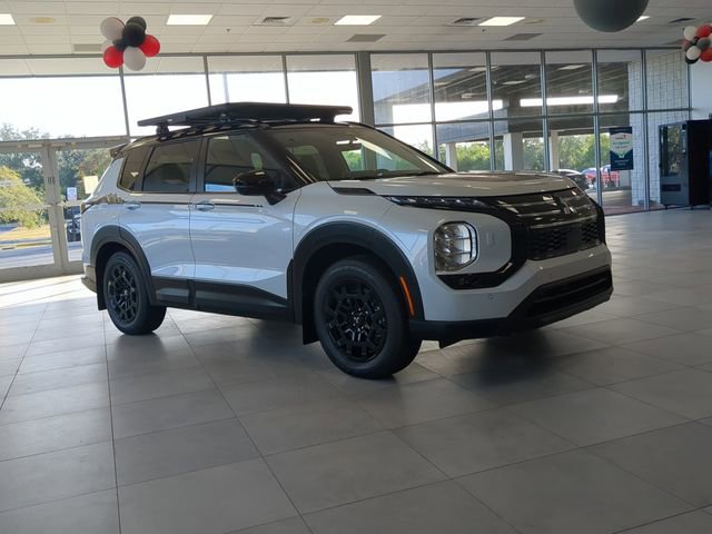 New 2025 Mitsubishi Outlander Trail Edition image 8