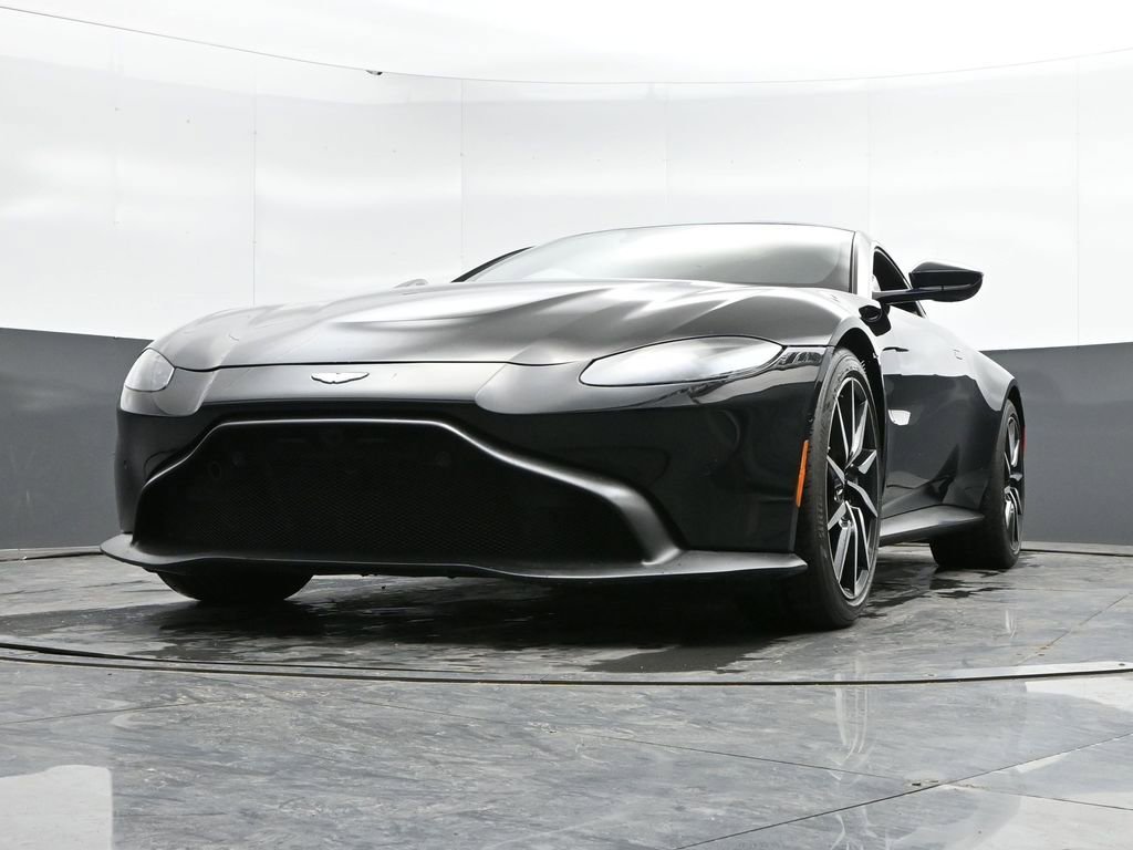 Used 2020 Aston Martin V8 Vantage Coupe RWD image 40