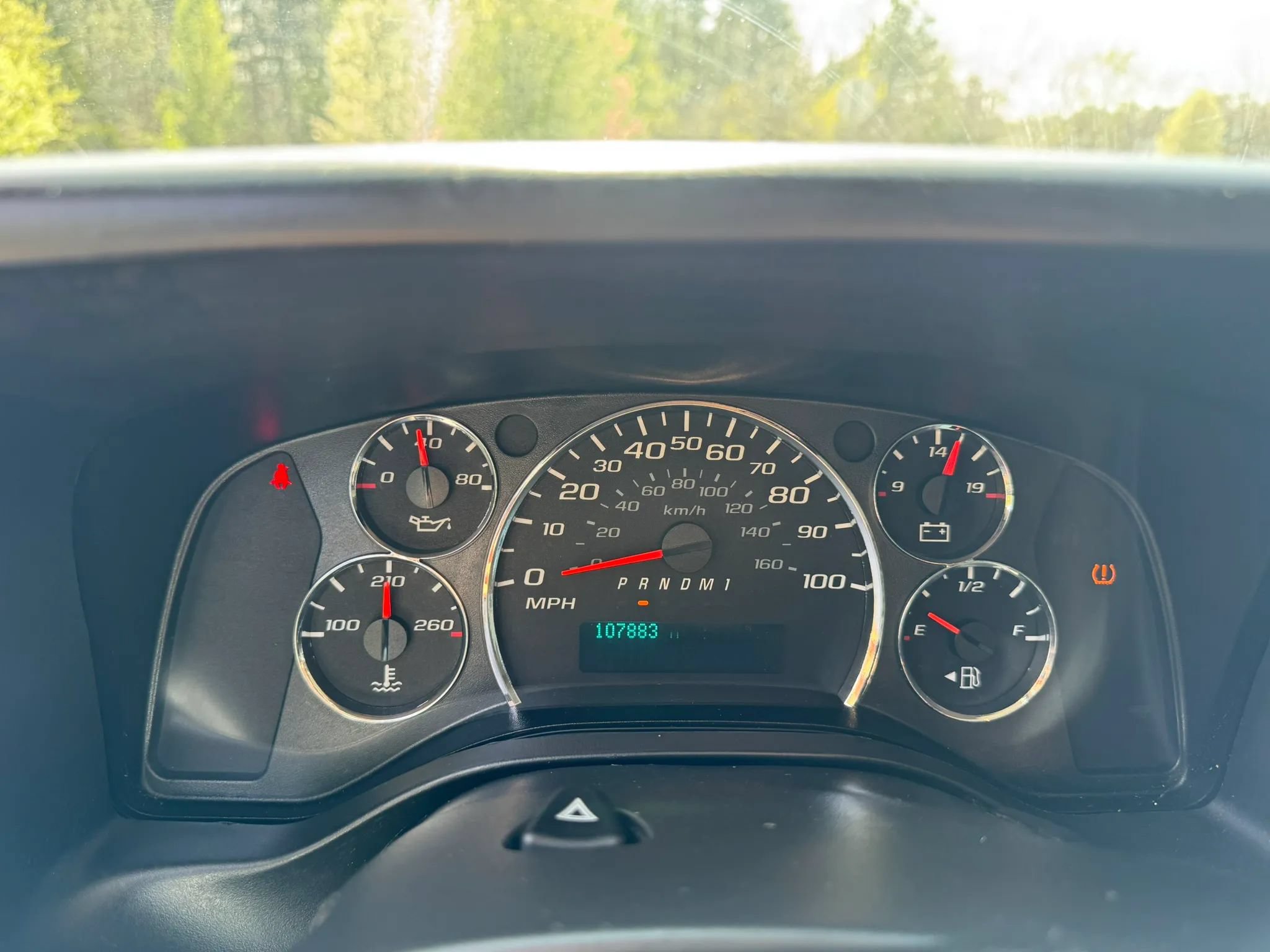 Used 2017 Chevrolet Express 2500 RWD image 15