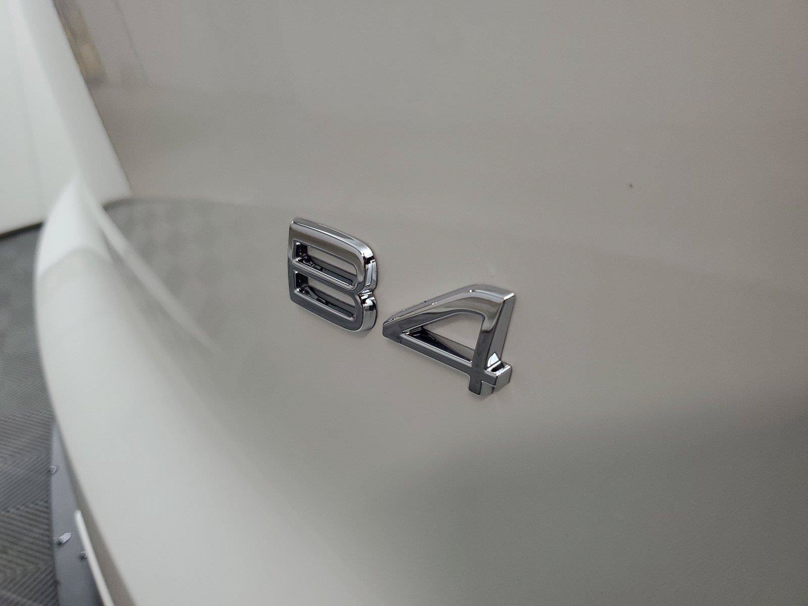 New 2026 Volvo XC40 B4 Plus w/ Protection Package Premier FWD image 7