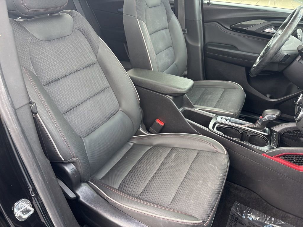 Used 2022 Chevrolet TrailBlazer RS w/ Sun and Liftgate Package image 24