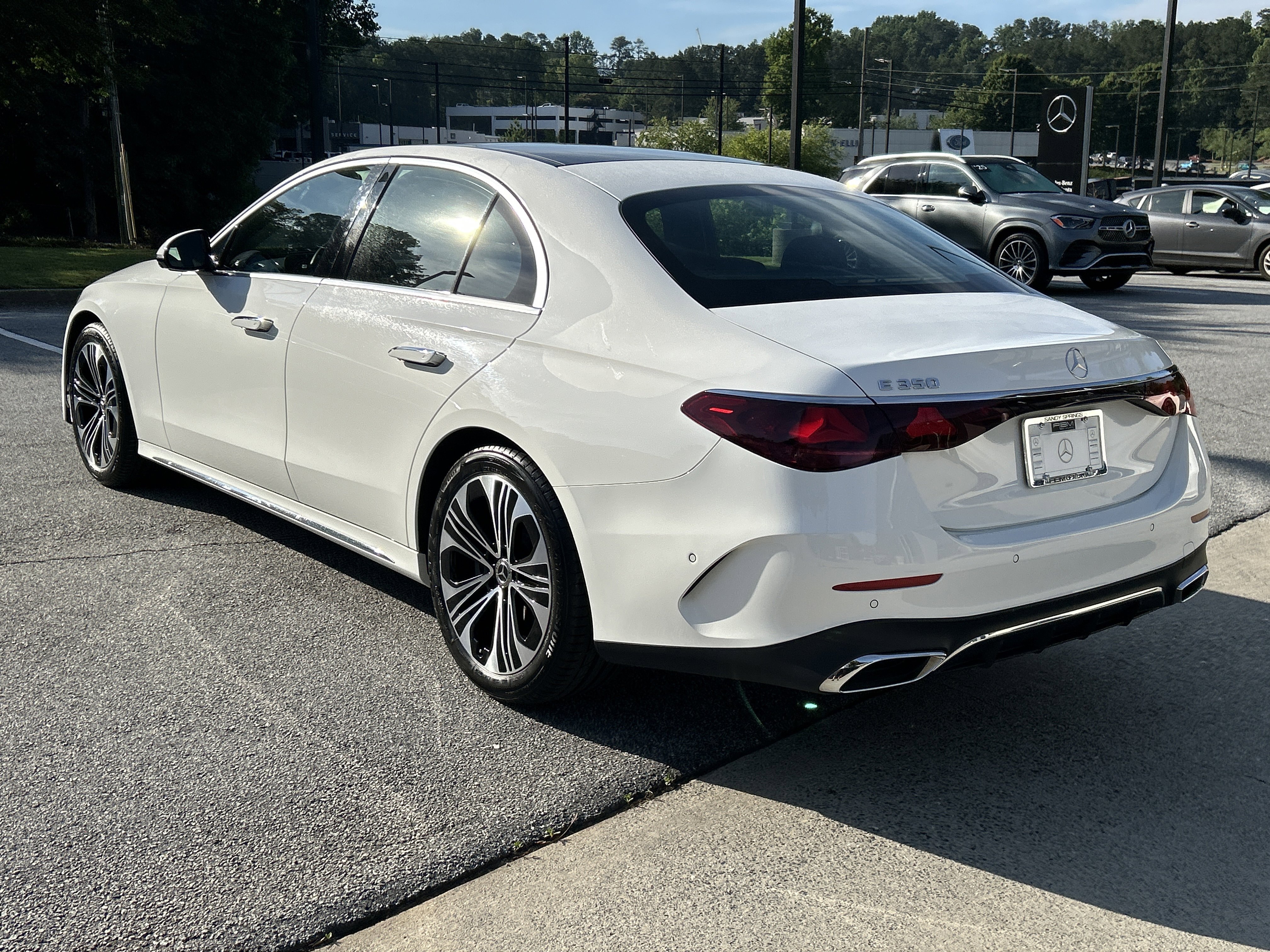 Certified 2025 Mercedes-Benz E 350 Sedan w/ Winter Package image 15