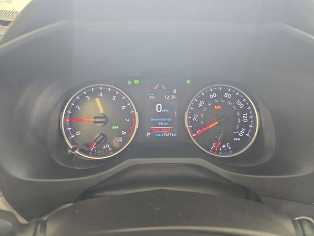 Used 2020 Toyota RAV4 XLE Premium AWD/4WD image 17