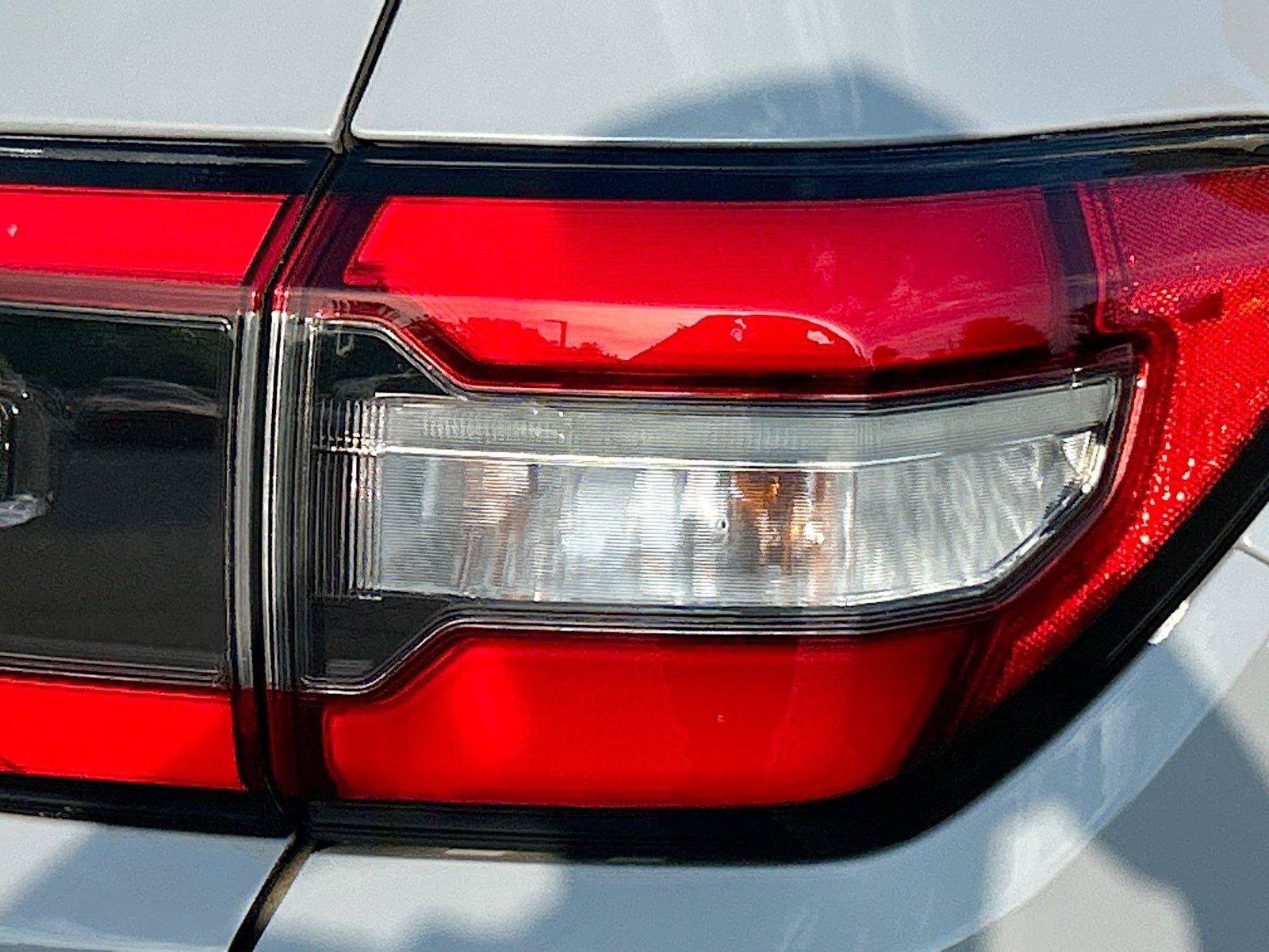 Used 2024 Honda Pilot Elite image 11