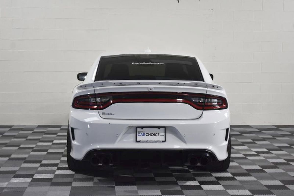 Used 2019 Dodge Charger SRT Hellcat w/ Harman/Kardon Audio Group RWD image 4