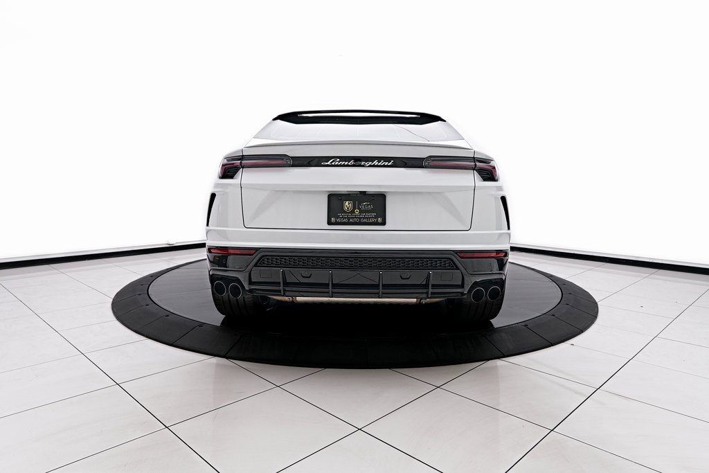 Used 2022 Lamborghini Urus image 13