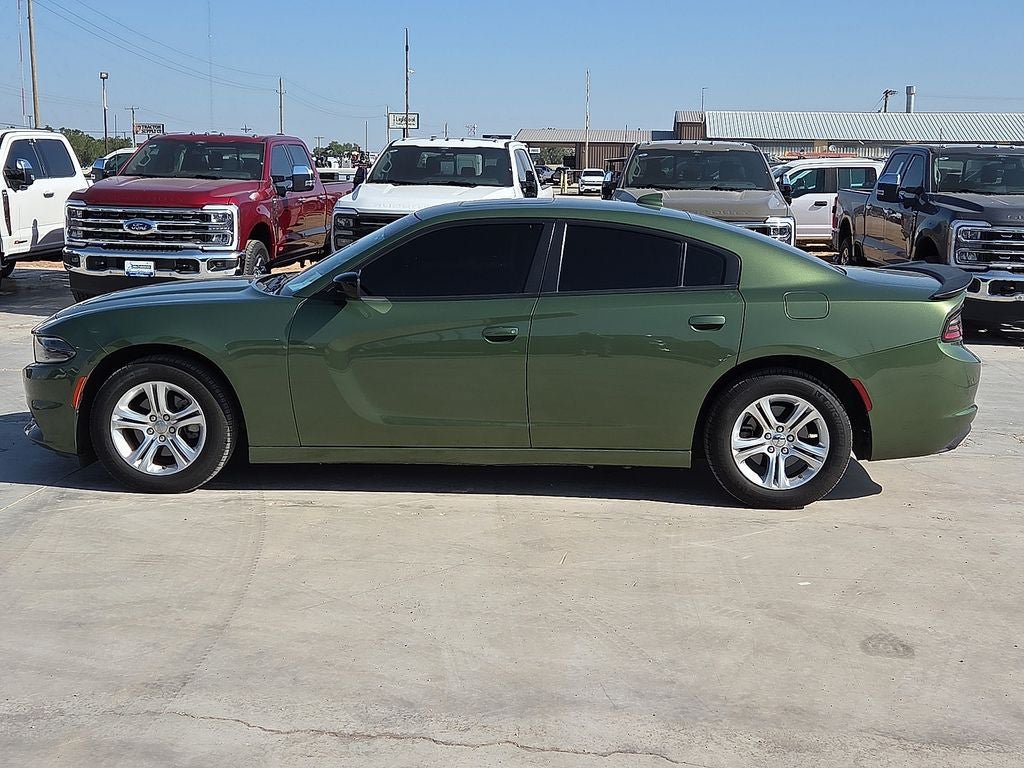 Used 2023 Dodge Charger SXT RWD image 2