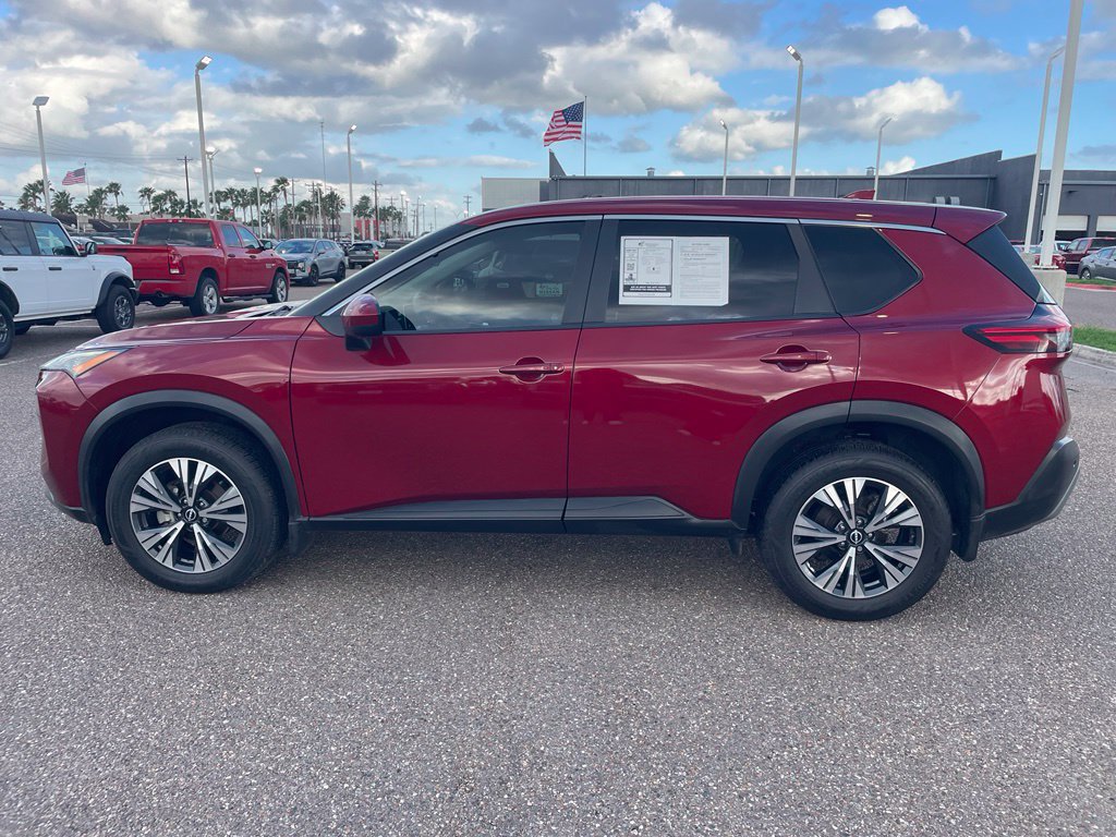Certified 2023 Nissan Rogue SV FWD image 2