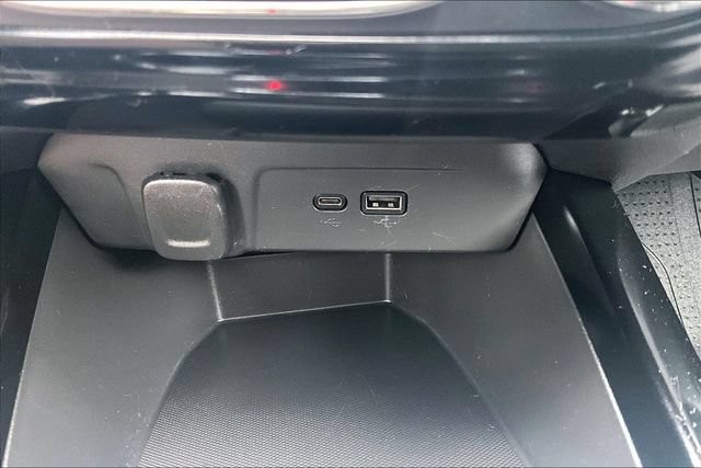 Used 2024 Chevrolet Trax LT w/ Driver Confidence Package FWD image 23