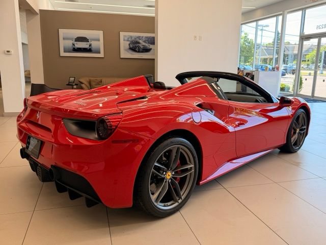 Used 2018 Ferrari 488 Spider RWD image 11