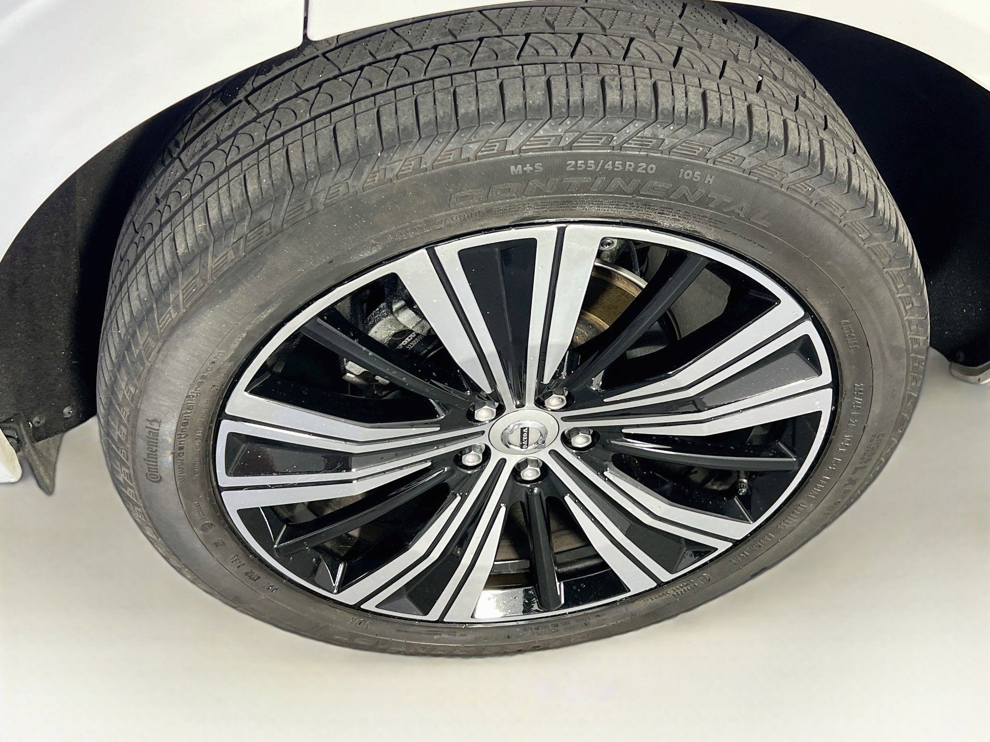 Used 2022 Volvo XC60 B5 Inscription w/ Advanced Package AWD/4WD image 33