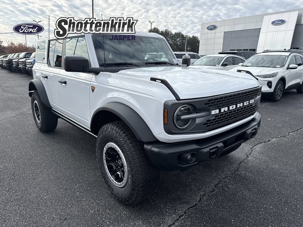 New 2025 Ford Bronco Badlands w/ Sasquatch Package AWD/4WD image 1