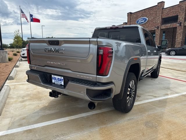 Used 2025 GMC Sierra 2500 Denali Ultimate AWD/4WD image 9