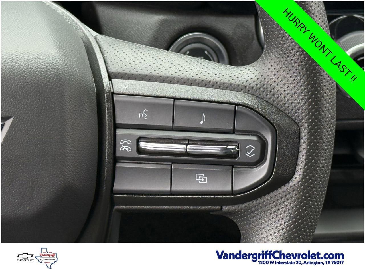 Certified 2025 Chevrolet Colorado W/T RWD image 14