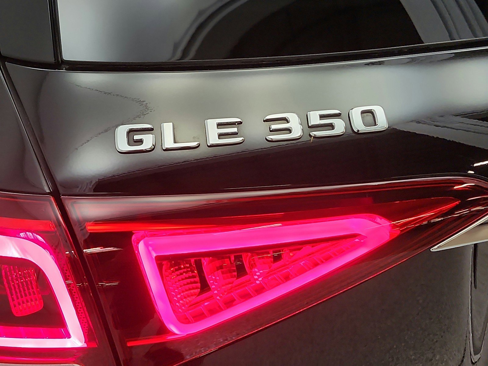 Used 2020 Mercedes-Benz GLE 350 image 21