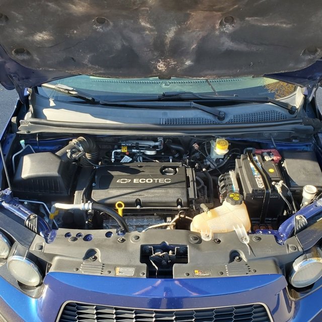 Used 2013 Chevrolet Sonic LT image 10