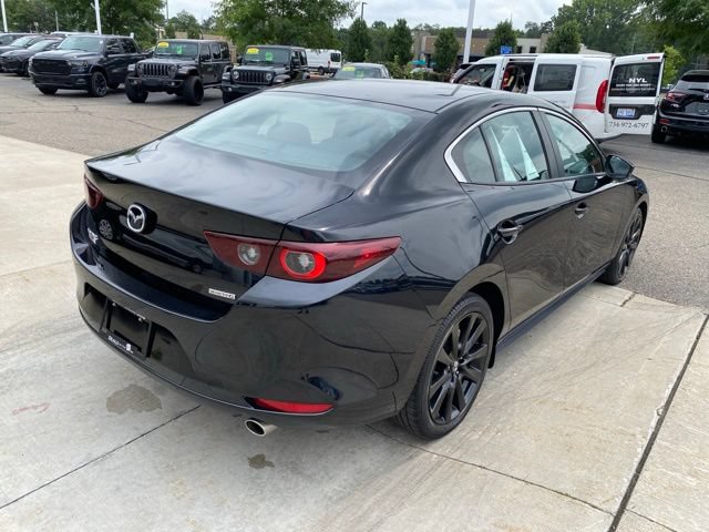Used 2024 MAZDA MAZDA3 s FWD image 3