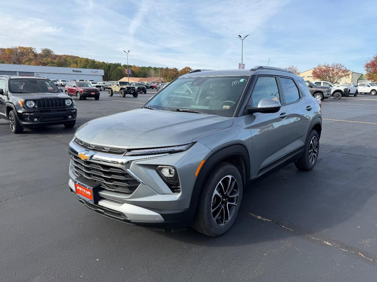 Used 2025 Chevrolet TrailBlazer LT w/ LT Cold Weather Package image 7