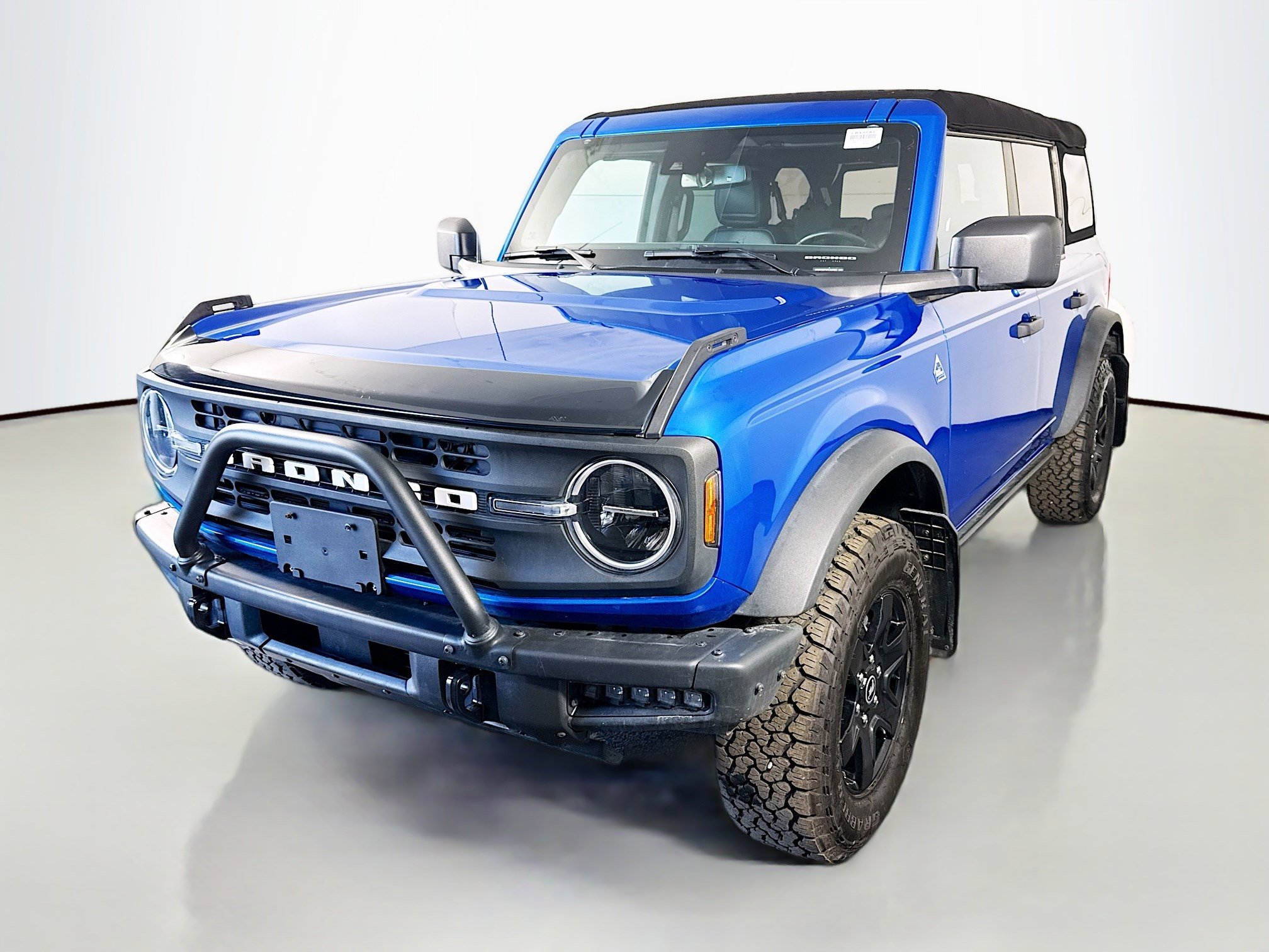 Used 2023 Ford Bronco Black Diamond image 4