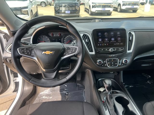Used 2024 Chevrolet Malibu LT w/ Sport Edition FWD image 17