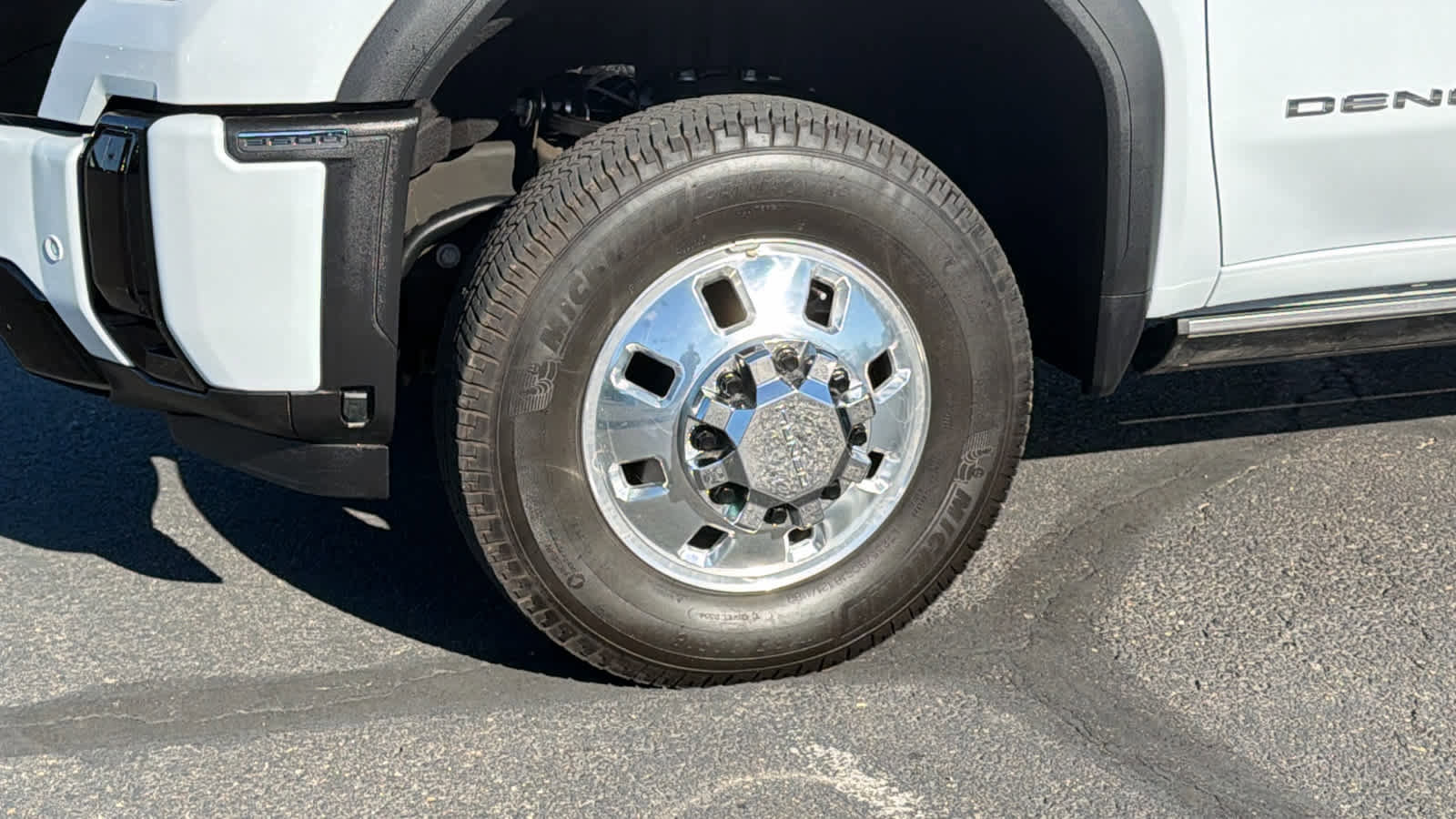 Used 2026 GMC Sierra 3500 Denali Ultimate AWD/4WD image 9