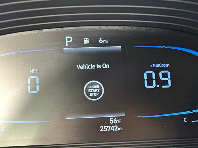 Certified 2023 Hyundai Venue Limited image 18