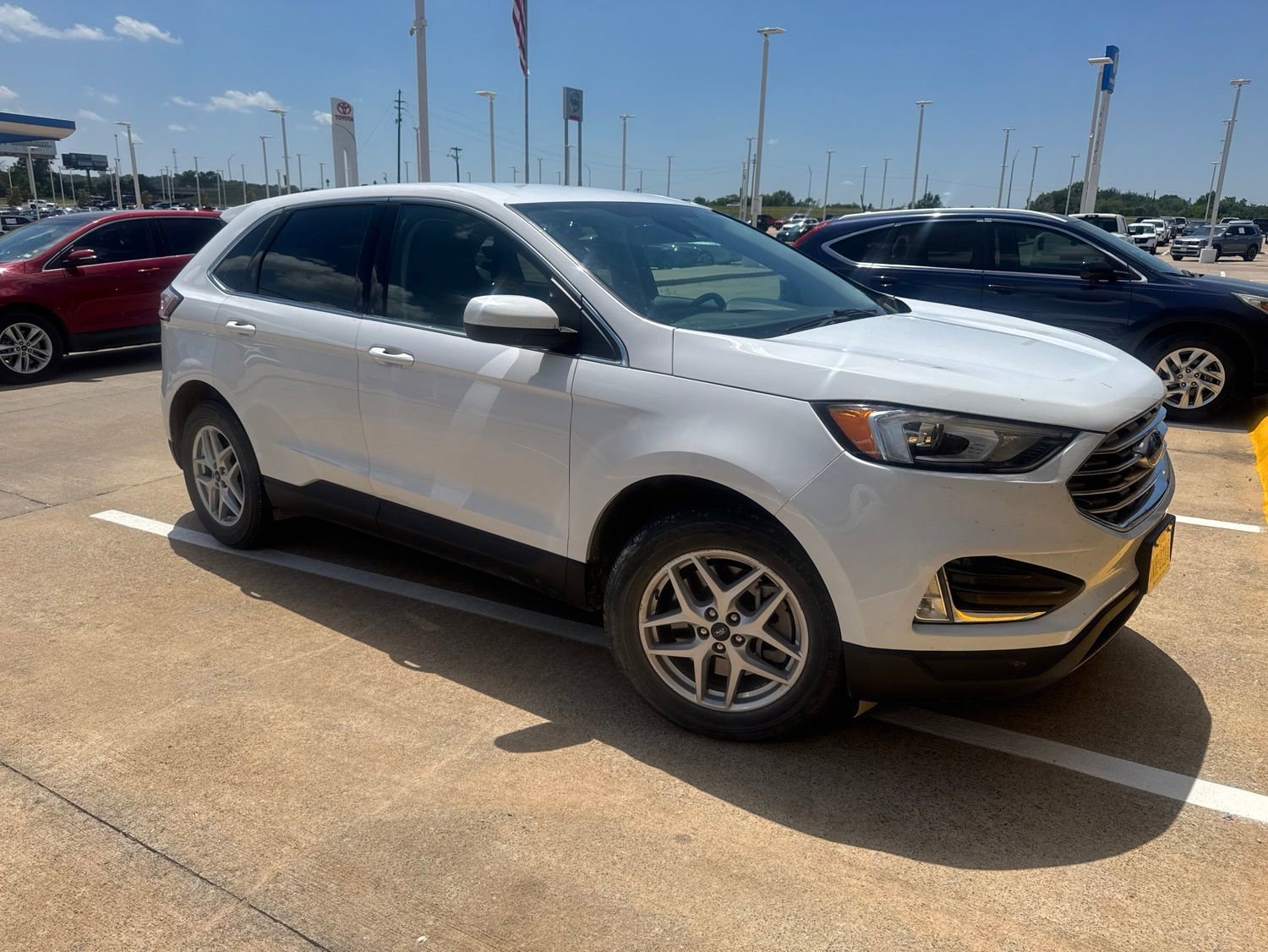 Used 2021 Ford Edge SEL FWD image 9