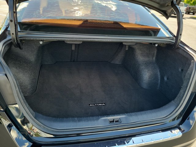 Certified 2023 Nissan Altima 2.5 SR w/ SR Premium Package FWD image 11
