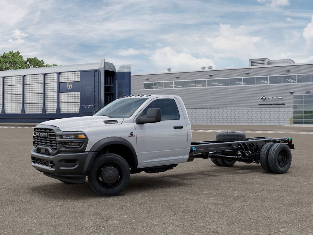 New 2025 RAM 5500 Tradesman w/ Max Tow Package AWD/4WD image 2