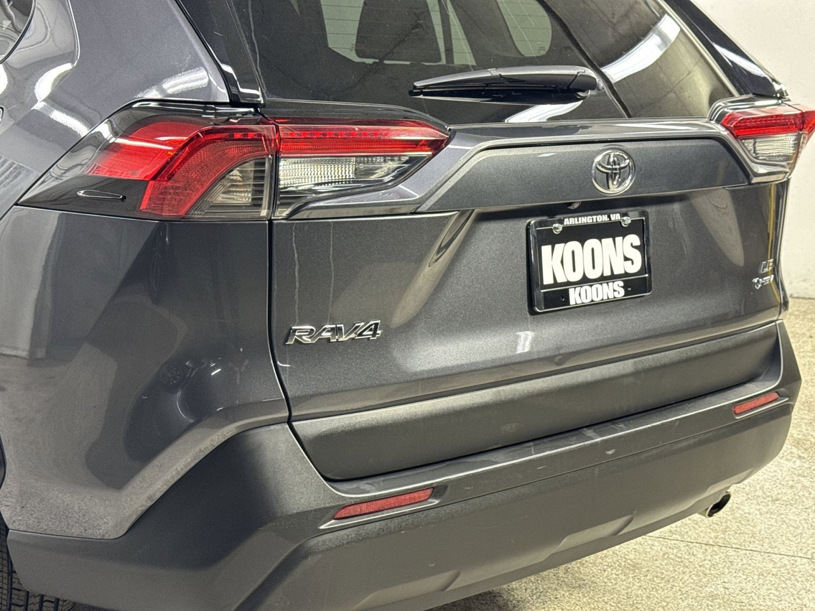 Used 2025 Toyota RAV4 LE image 38