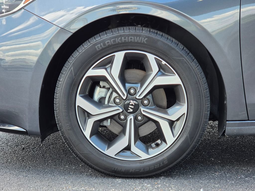 Used 2021 Kia Forte LXS FWD image 9