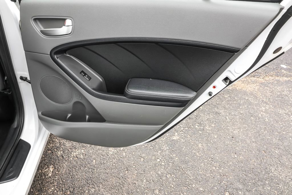 Used 2017 Kia Forte LX w/ LX Popular Package image 30