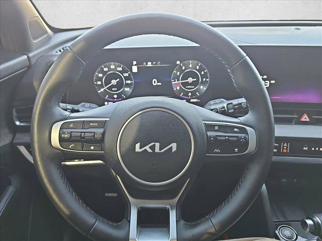 Used 2025 Kia Sportage X-Pro AWD/4WD image 15