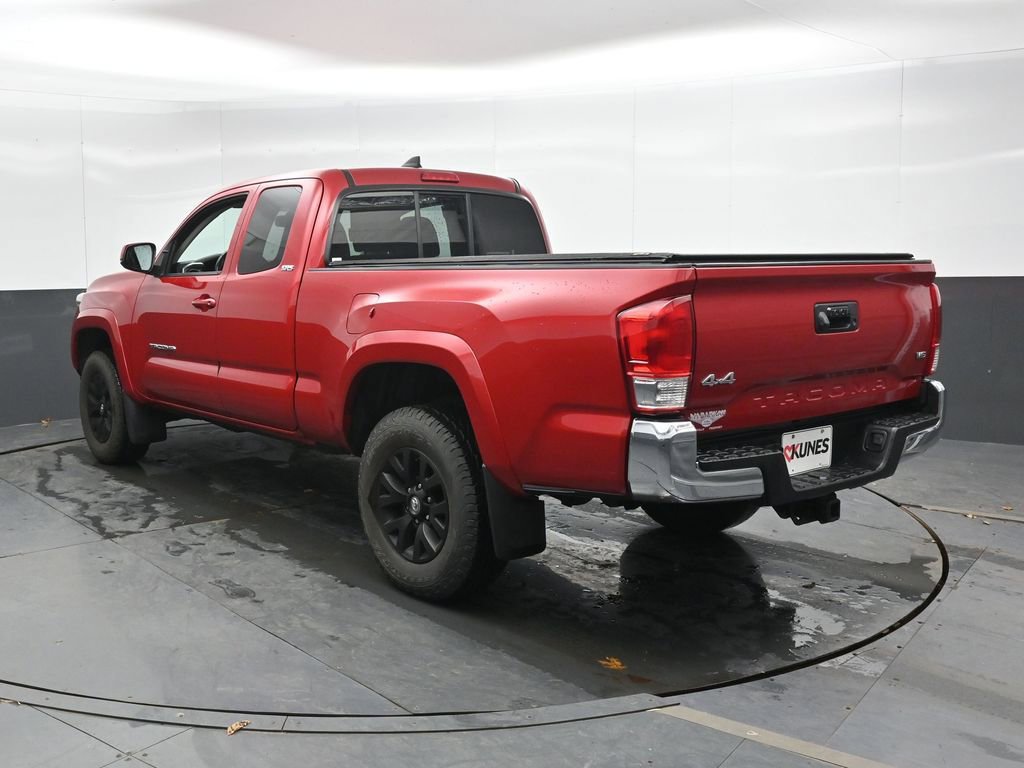 Used 2016 Toyota Tacoma SR5 w/ SR5 Appearance Package (SN) AWD/4WD image 8