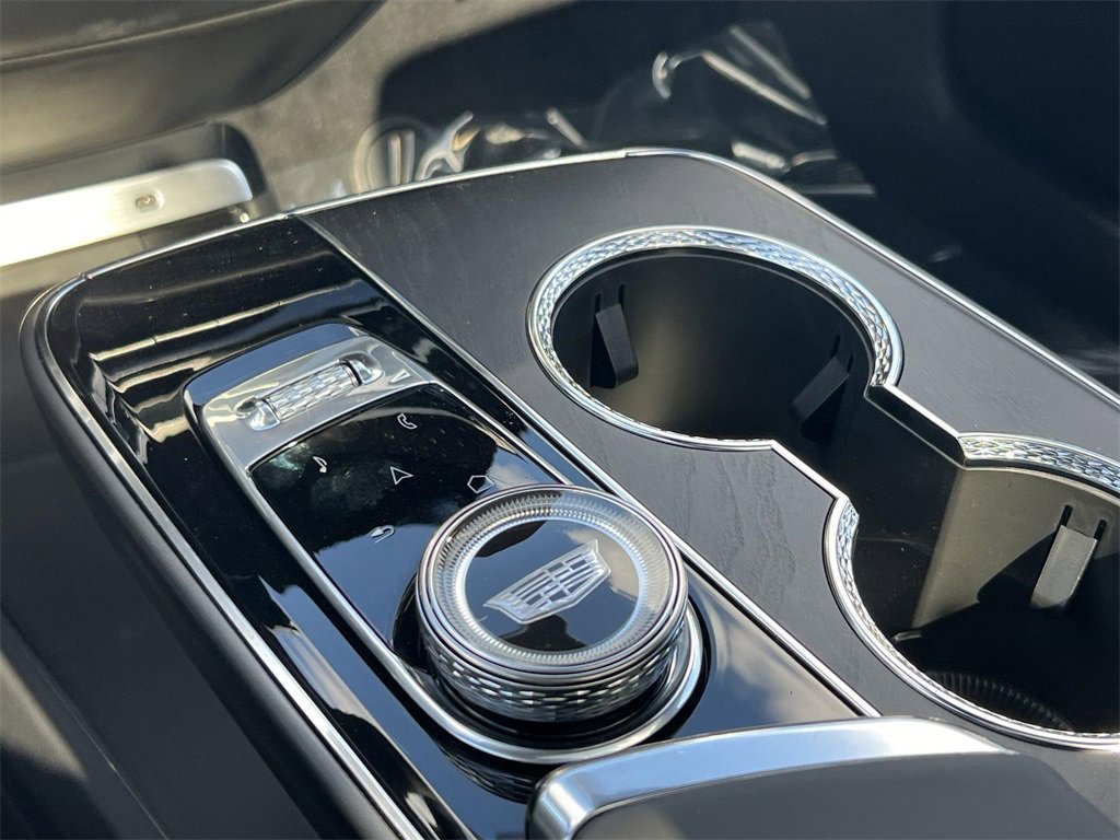 New 2026 Cadillac Lyriq V image 22