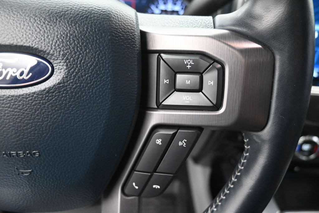 Certified 2022 Ford F350 Limited AWD/4WD image 7