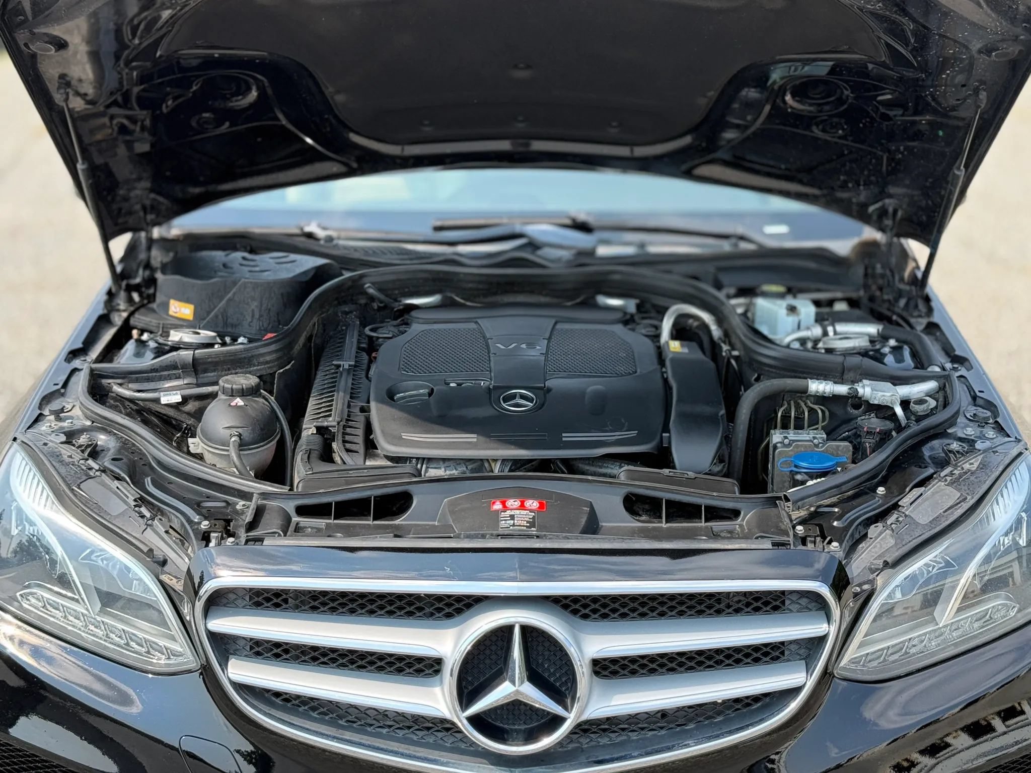 Used 2014 Mercedes-Benz E 350 Sedan image 31