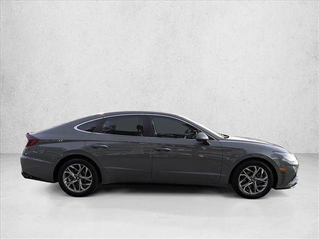 Used 2020 Hyundai Sonata SEL w/ Convenience + Sunroof Package image 4
