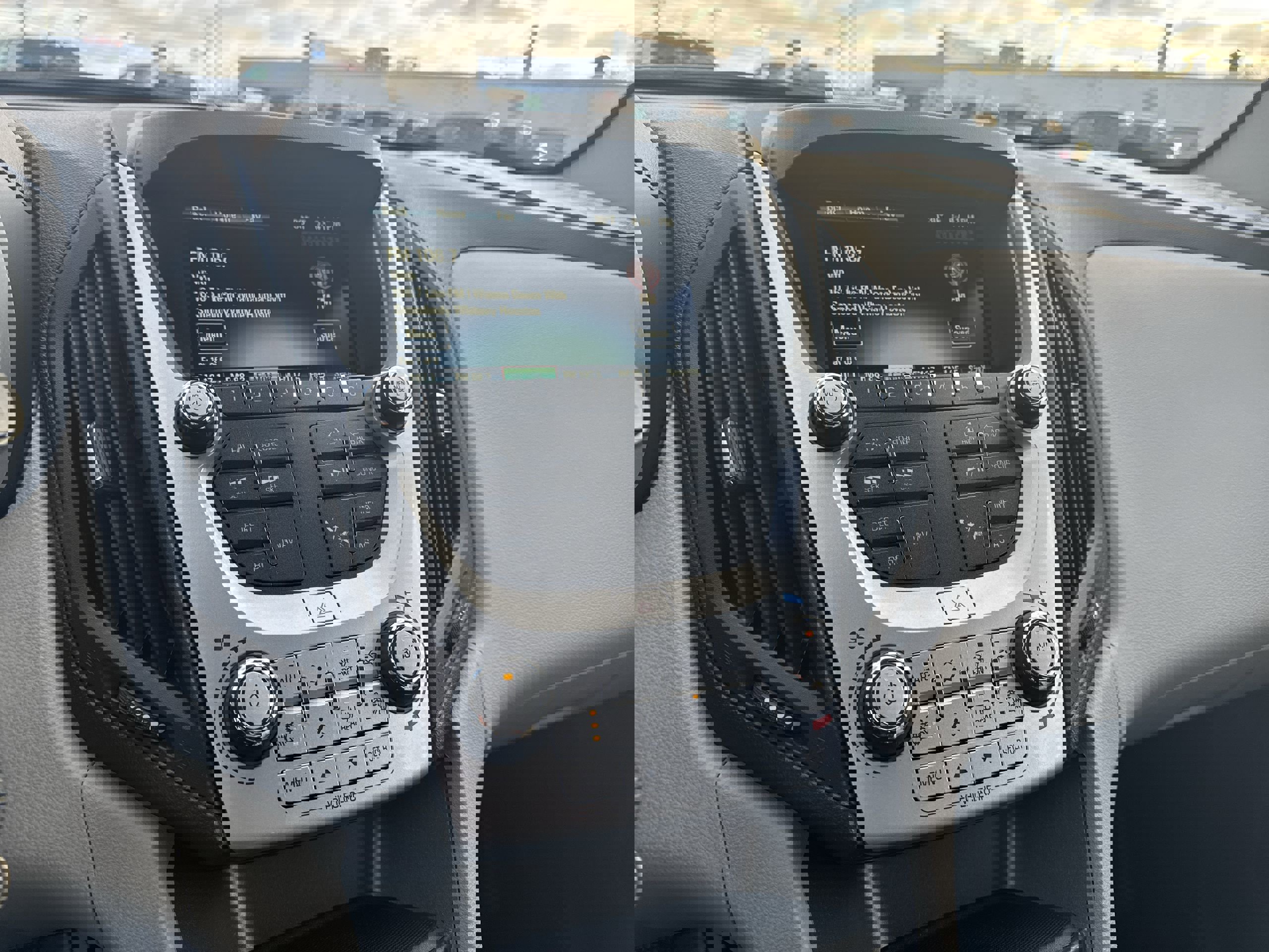 Used 2017 Chevrolet Equinox Premier w/ Enhanced Convenience Package image 13