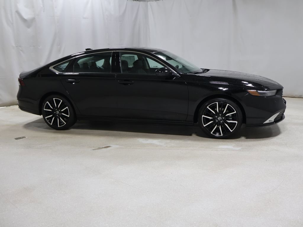 New 2026 Honda Accord Touring image 8