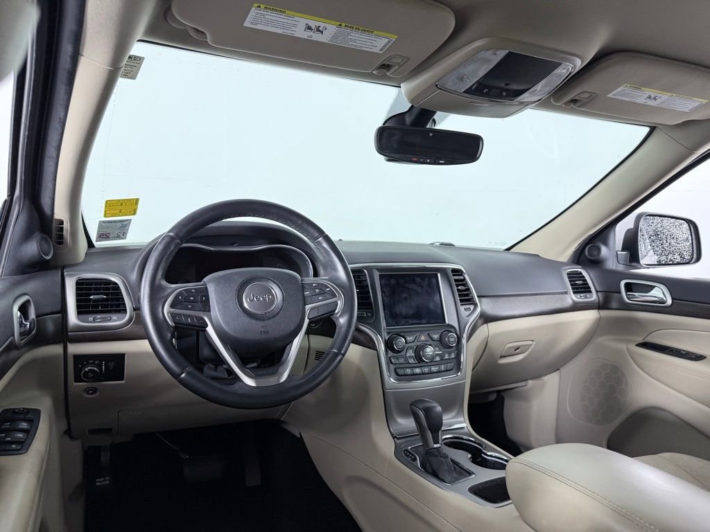 Used 2018 Jeep Grand Cherokee Laredo image 19