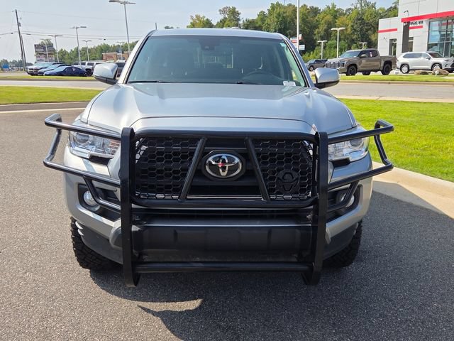 Used 2023 Toyota Tacoma SR5 w/ Technology Package AWD/4WD image 2