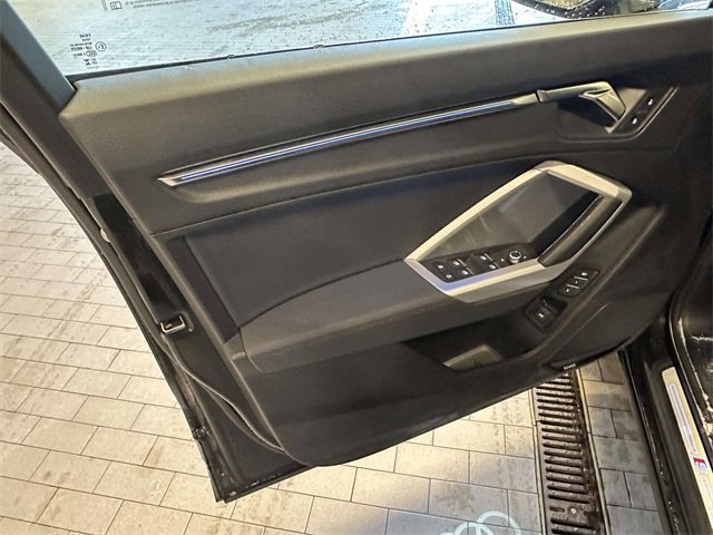 Certified 2025 Audi Q3 2.0T Premium Plus w/ Premium Plus Package image 20