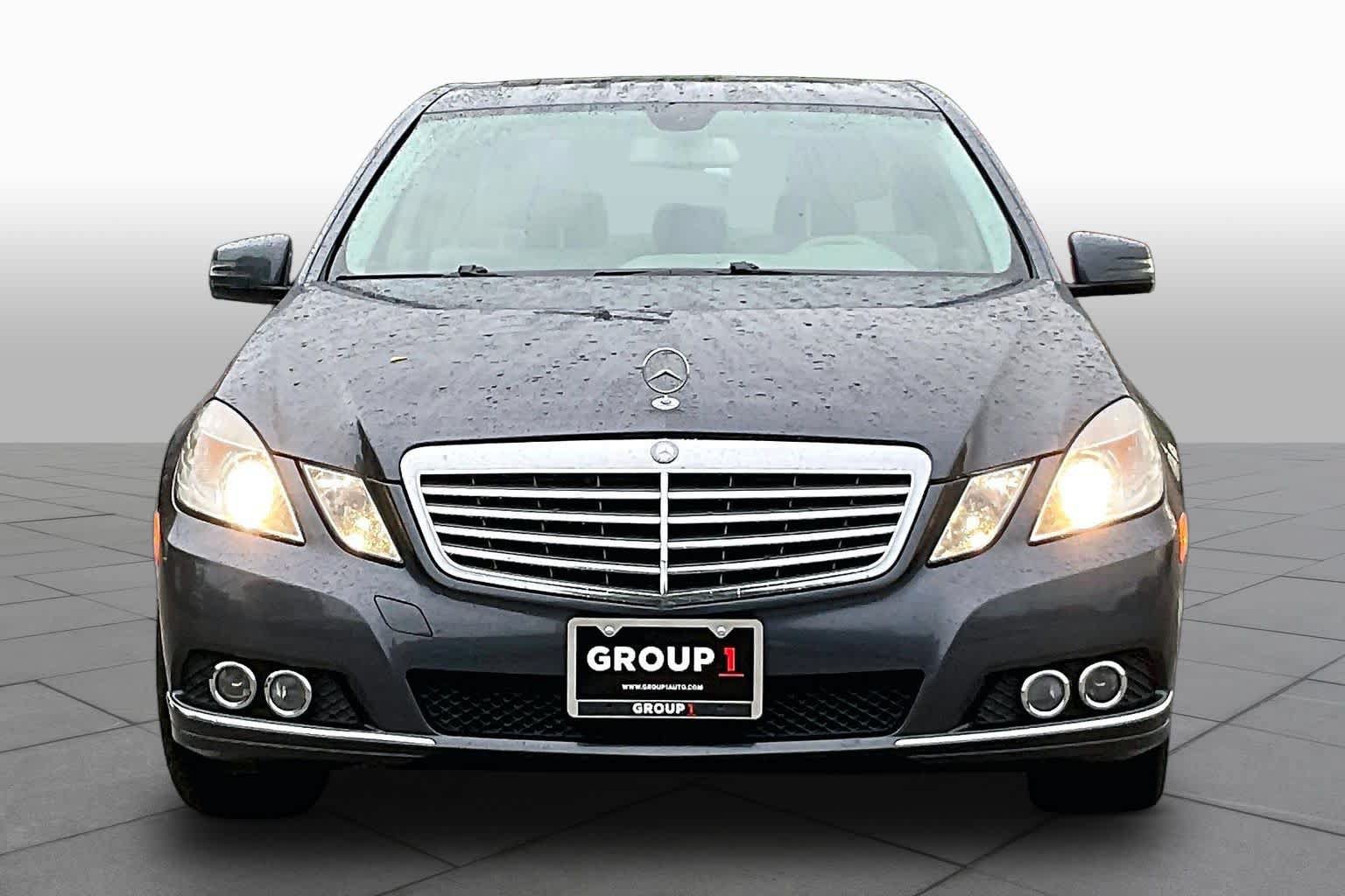 Used 2011 Mercedes-Benz E 350 Sedan image 3