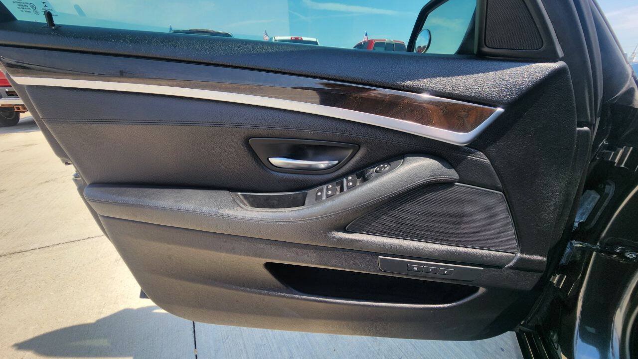 Used 2016 BMW 528i xDrive Sedan AWD/4WD image 10