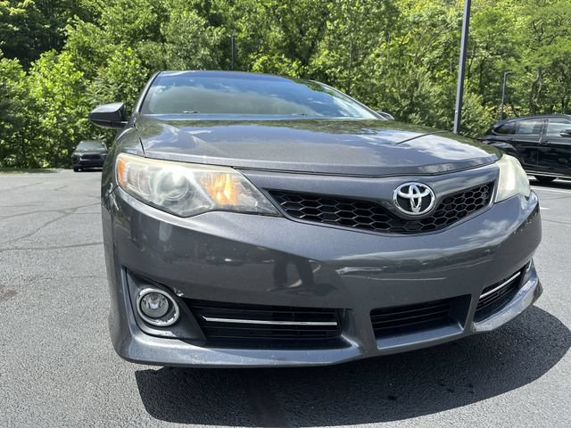 Used 2012 Toyota Camry SE w/ Leather Pkg FWD image 14