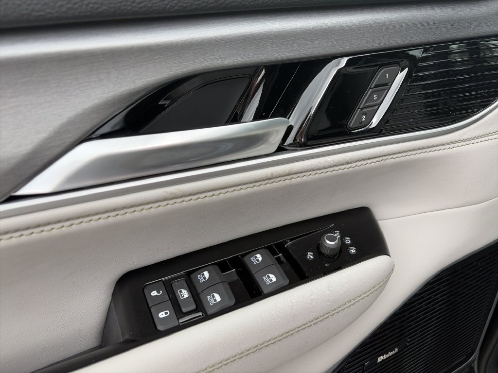 New 2026 Jeep Grand Wagoneer Limited AWD/4WD image 18
