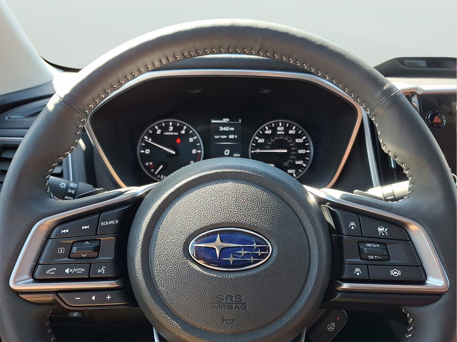 Used 2025 Subaru Ascent Touring AWD/4WD image 17