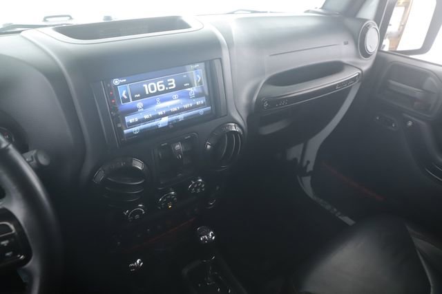 Used 2017 Jeep Wrangler Unlimited Rubicon image 23